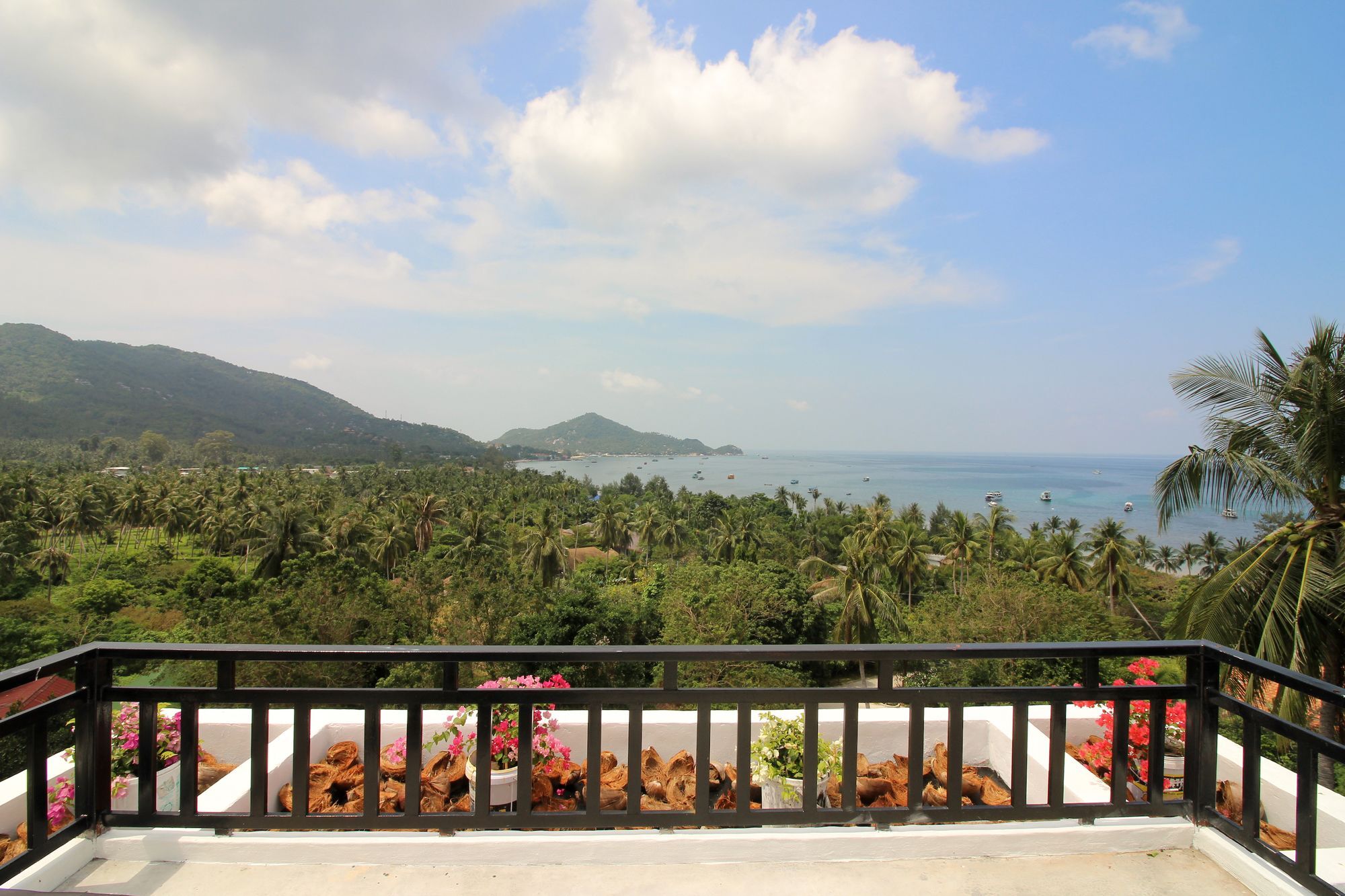 Sairee Seaview Hotel Ko Tao Bagian luar foto